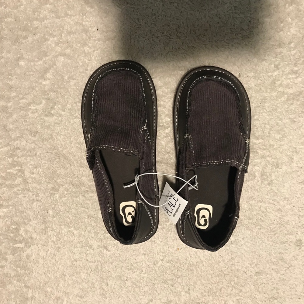 Boys Shoes (Size 13)